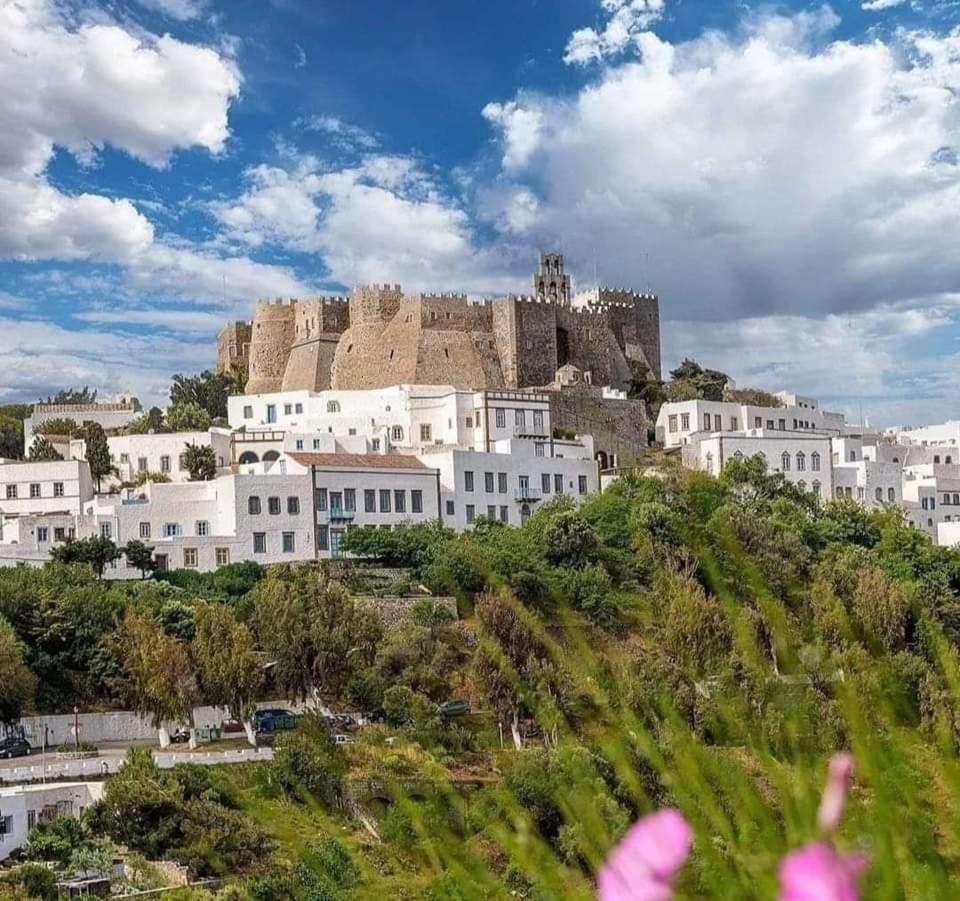 Traditional Studio Chora Patmos Exterior photo